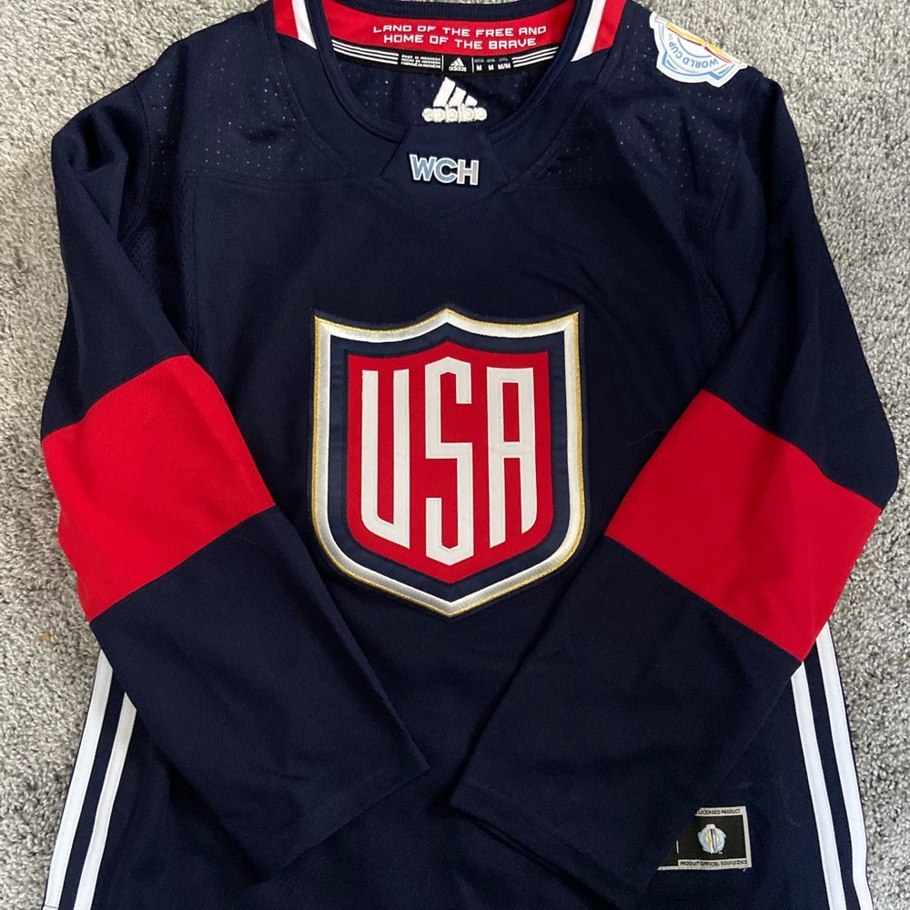 USA hockey shirt